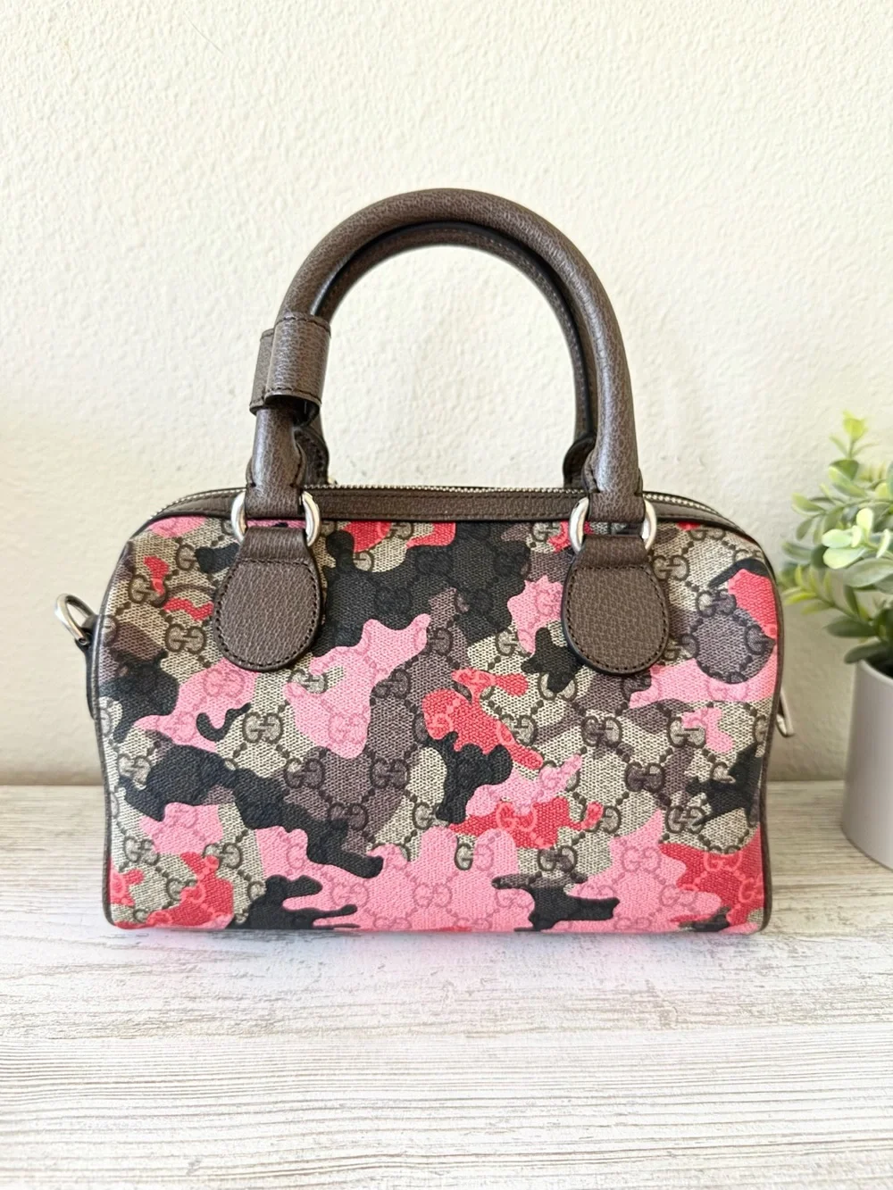 New Gucci GG Emblem pink camouflaged duffle travel crossbody handle medium bag,